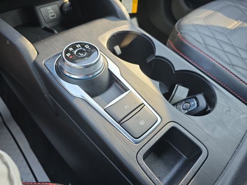 Used 2024 Ford Escape ST-Line Elite w/ Premium Technology Package image 25