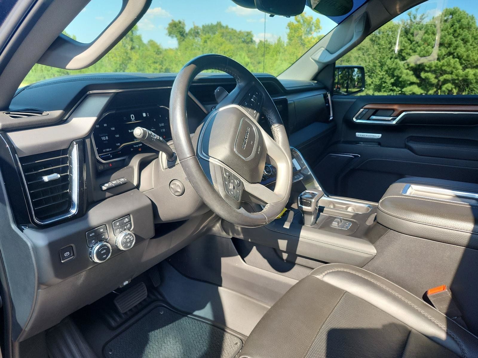 Used 2022 GMC Sierra 1500 Denali w/ Denali Reserve Package AWD/4WD image 15