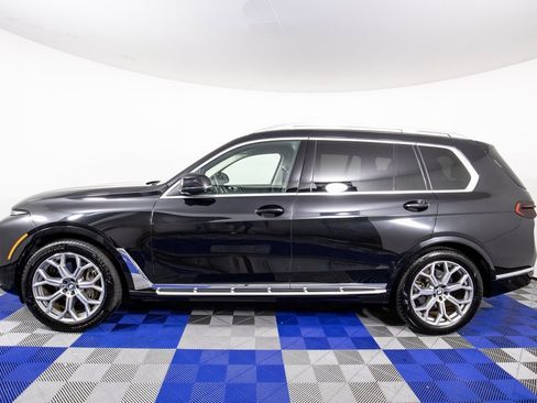 Used 2024 BMW X7 xDrive40i image 8