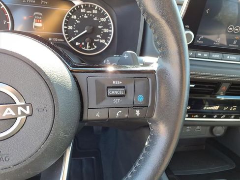 Used 2023 Nissan Rogue SV w/ SV Premium Package image 22