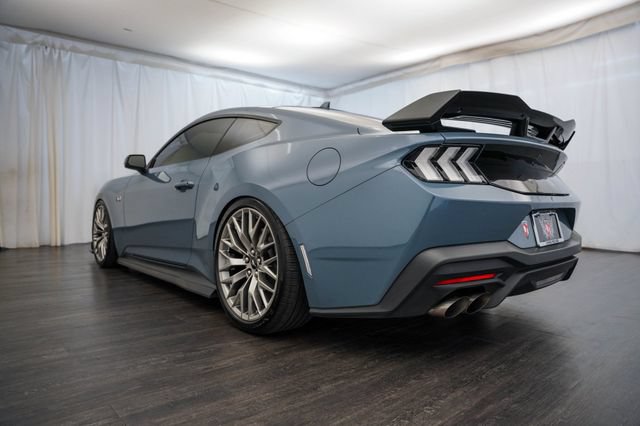 Used 2025 Ford Mustang GT Premium RWD image 27