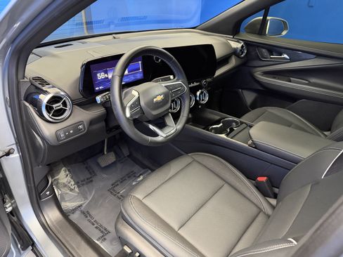 Used 2024 Chevrolet Blazer EV LT AWD/4WD image 12