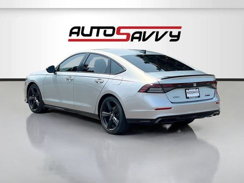 Used 2024 Honda Accord Sport image 5