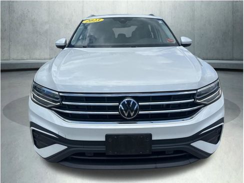 Used 2023 Volkswagen Tiguan SE FWD image 6