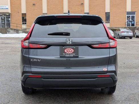 Used 2024 Honda CR-V EX image 4