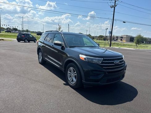Used 2021 Ford Explorer XLT RWD image 19