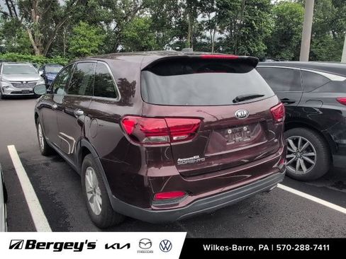 Used 2019 Kia Sorento AWD image 12