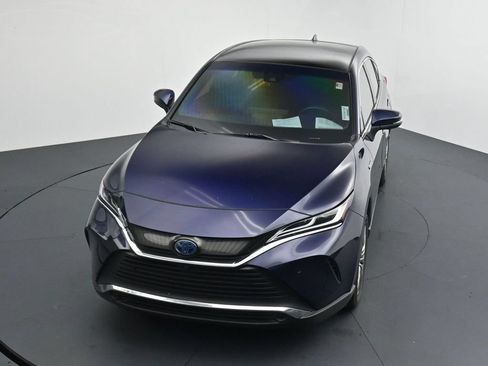Used 2021 Toyota Venza Limited w/ Carpet Mat Package (TMS) AWD/4WD image 11