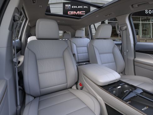 Used 2026 Buick Enclave Avenir w/ Super Cruise Package AWD/4WD image 16