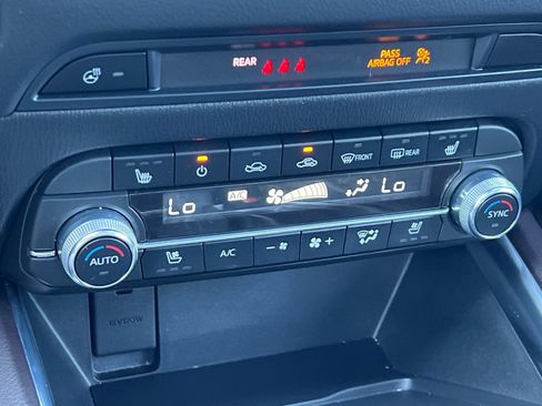 Used 2022 MAZDA CX-5 Signature image 17