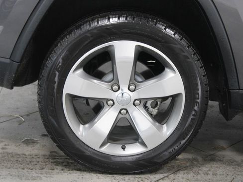 Used 2015 Jeep Grand Cherokee Limited image 14