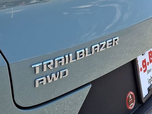 New 2026 Chevrolet TrailBlazer LT w/ Convenience Package image 17
