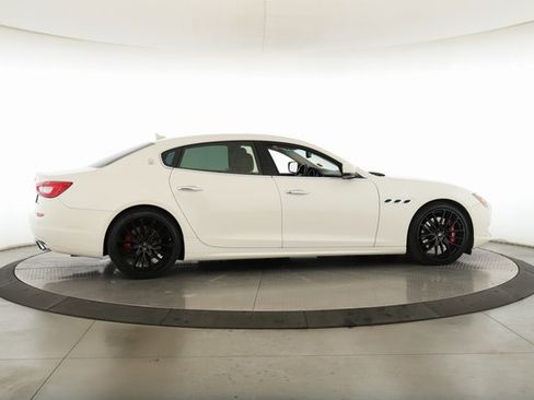 Used 2015 Maserati Quattroporte GTS image 6