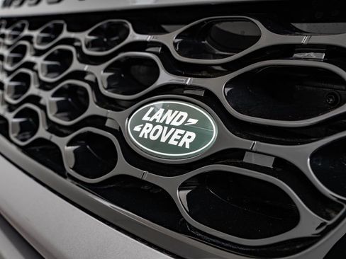 New 2026 Land Rover Discovery Sport Landmark AWD/4WD image 3