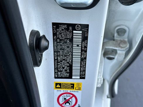 Used 2015 Lexus CT 200h image 31