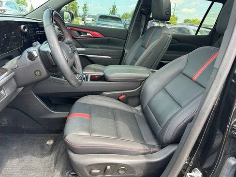 Used 2024 Chevrolet Traverse RS w/ LPO, Floor Liner Package AWD/4WD image 20
