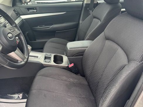 Used 2011 Subaru Legacy 2.5i Premium image 7