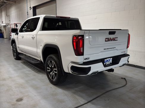 Used 2025 GMC Sierra 1500 AT4 w/ AT4 Premium Package image 3