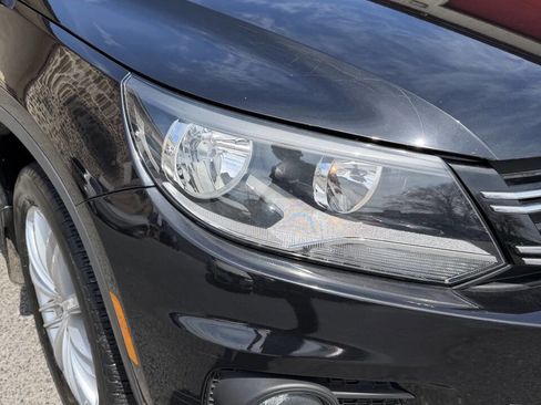 Used 2015 Volkswagen Tiguan SEL image 11