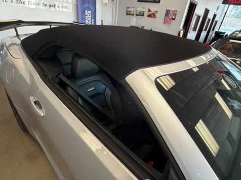 Used 2018 Chevrolet Camaro SS RWD image 43