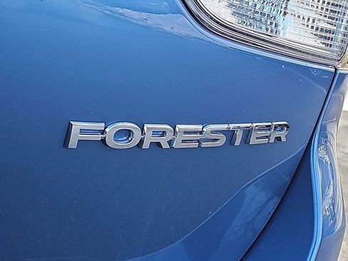 Used 2021 Subaru Forester Premium image 32