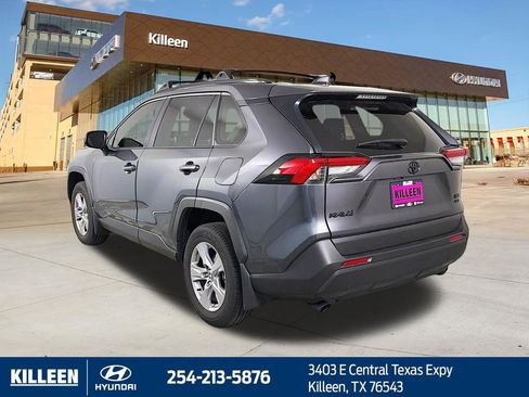 Used 2025 Toyota RAV4 XLE w/ Weather Package AWD/4WD image 5