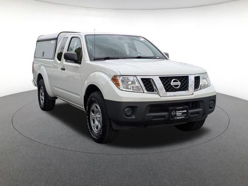 Used 2021 Nissan Frontier S RWD image 3