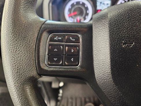 Used 2019 RAM 1500 Classic SLT AWD/4WD image 11