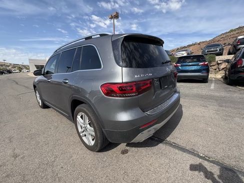Used 2022 Mercedes-Benz GLB 250 image 3