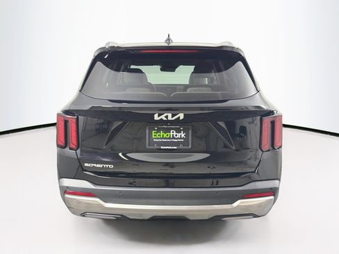 Used 2024 Kia Sorento EX FWD image 7