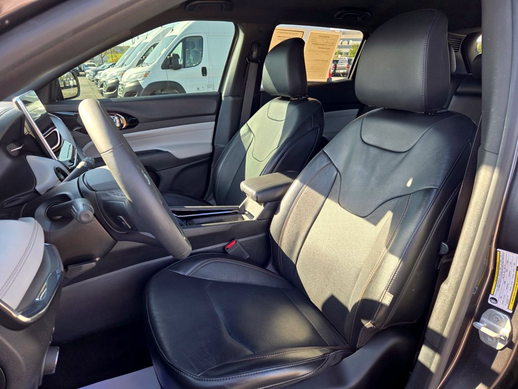 Used 2023 Jeep Compass Limited AWD/4WD image 16