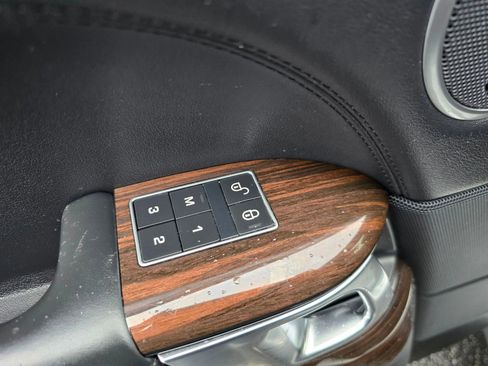 Used 2016 Land Rover Range Rover Supercharged image 21