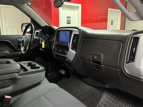 Used 2017 GMC Sierra 1500 SLE w/ SLE Value Package AWD/4WD image 25