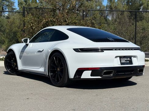 Certified 2022 Porsche 911 Carrera image 3