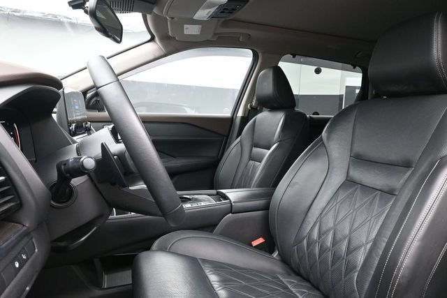 Used 2021 Nissan Rogue Platinum FWD image 10
