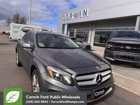 Used 2017 Mercedes-Benz GLA 250 4MATIC image 3