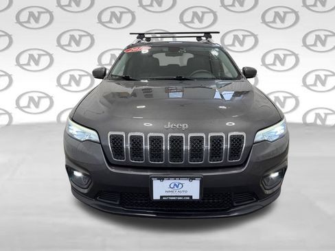 Used 2019 Jeep Cherokee Latitude Plus w/ Cold Weather Group AWD/4WD image 8