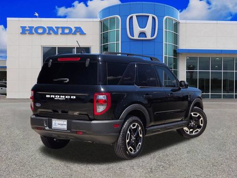 Used 2021 Ford Bronco Sport Outer Banks AWD/4WD image 3