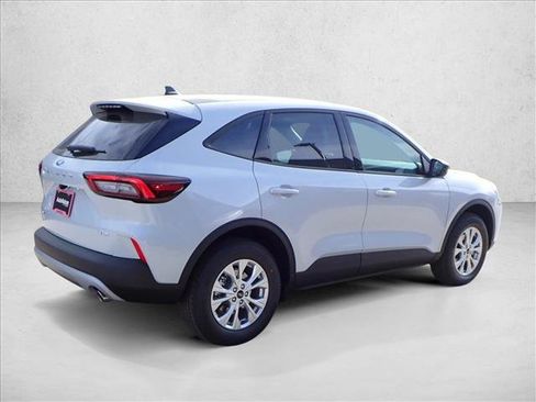 New 2026 Ford Escape Active w/ Cold Weather Package AWD/4WD image 4