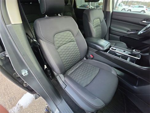 Certified 2022 Nissan Pathfinder S image 26