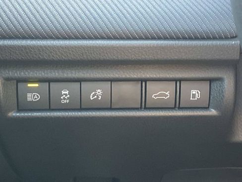 Used 2026 Toyota Camry SE FWD image 25