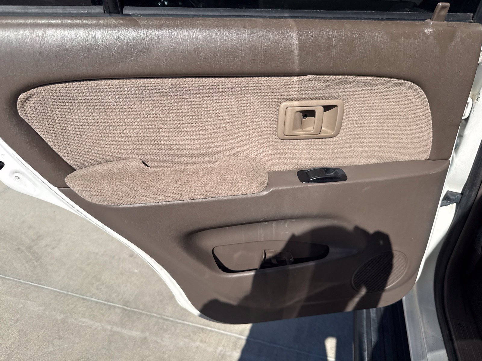 Used 2000 Toyota 4Runner SR5 RWD image 18