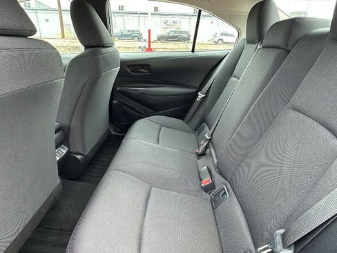 Used 2026 Toyota Corolla LE FWD image 15