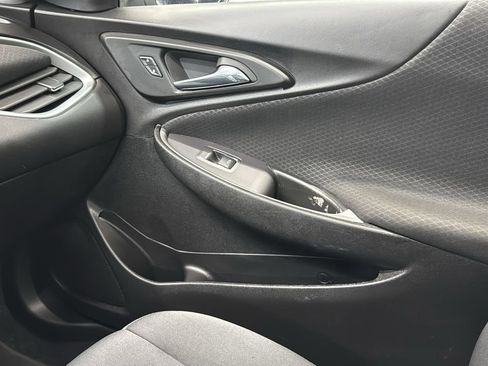 Used 2024 Chevrolet Malibu LT image 24