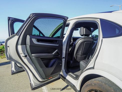 Used 2024 Porsche Cayenne S image 79