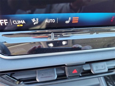 New 2026 Volkswagen Tiguan SE image 14