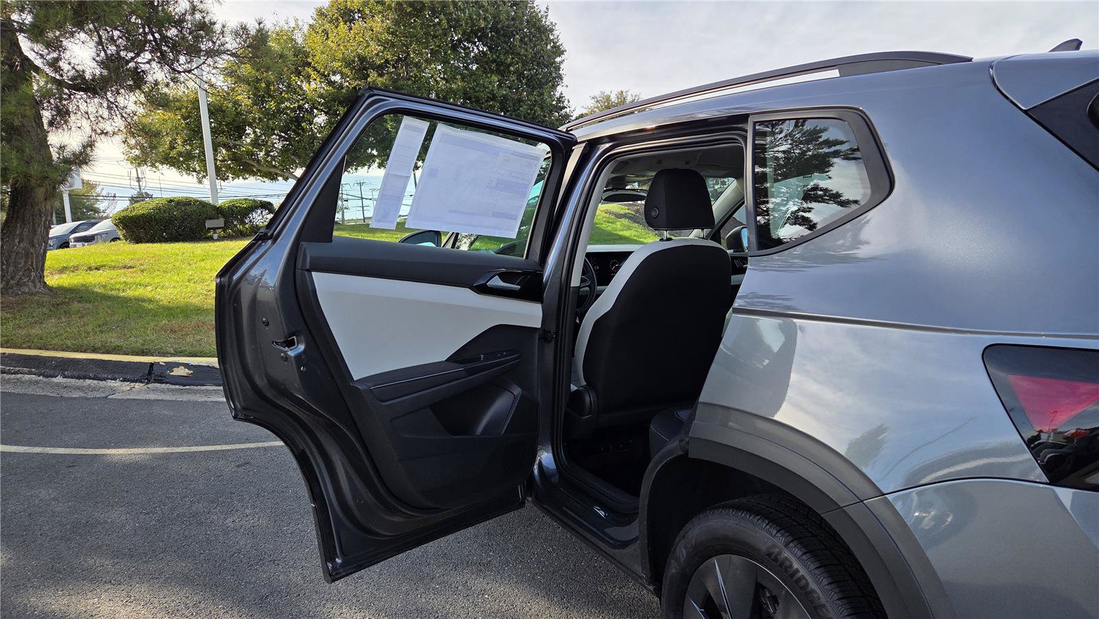 New 2027 Volkswagen Taos S FWD image 22