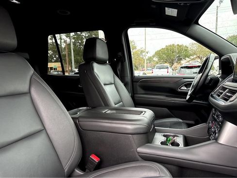 Used 2024 Chevrolet Tahoe LT RWD image 13