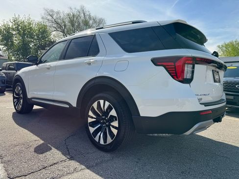 New 2026 Ford Explorer Platinum AWD/4WD image 7