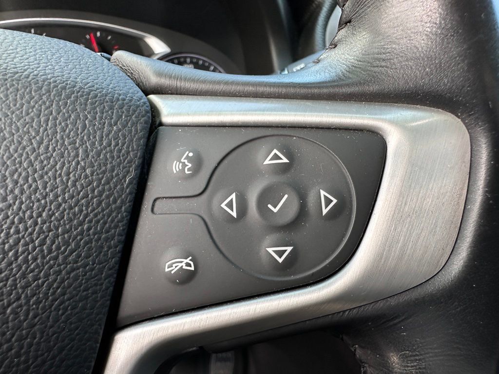 Certified 2019 GMC Acadia SLT w/ LPO, Floor Liner Package AWD/4WD image 35